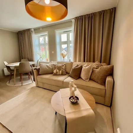 Appartement I Bergens Vakreste Gate - Nydelig Utsikt Over Innseilingen Til Bergen! *